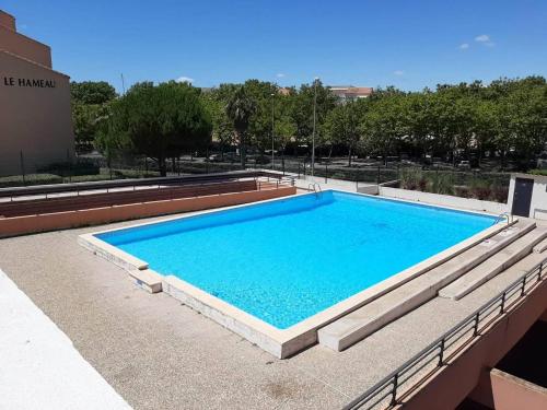 026 Beverley Hills C42