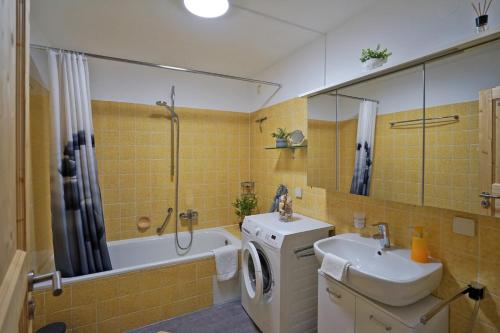 Ванная комната в Alpenhimmel