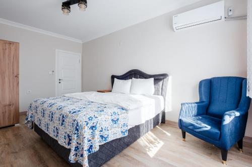 Кровать или кровати в номере Comfy Flat with Balcony in Bursa