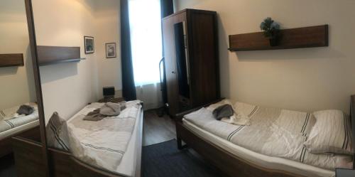 เตียงในห้องที่ Mimalou Apartment in Gößnitz
