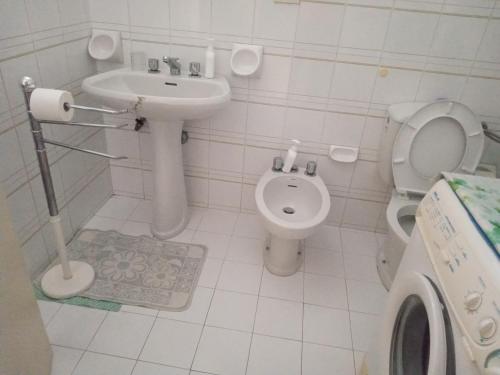 Kylpyhuone majoituspaikassa dei lestrigoni