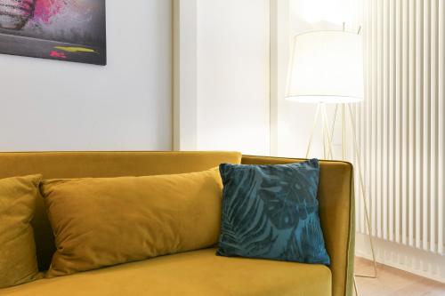 Ruang duduk di PrimoPiano - Aragona Flats