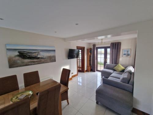 Gallery image of The Old Coastguard Cottage at Leestone in Kilkeel