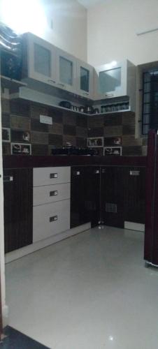 Dapur atau dapur kecil di Alif serviced Apartment for Families and Executives