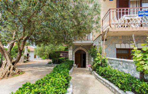 Zahrada ubytování Apartments Vrban