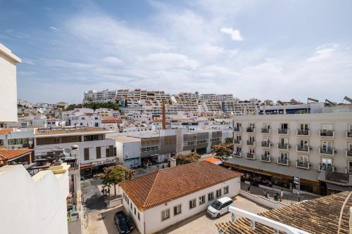 SERAFIM BEACH APARTMENT - Heart of the Old Town