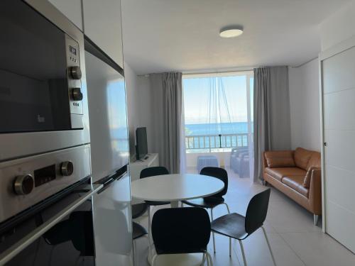 Parque Santiago II , renovated, ocean view, heated swimming pool !