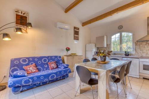 Η κουζίνα ή μικρή κουζίνα στο Madrague St Vincent Apt B