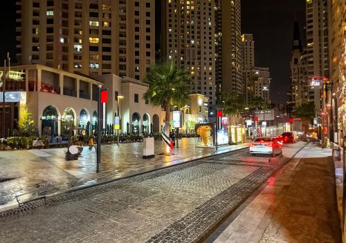 Ramada Hotel, Suites and Apartments by Wyndham Dubai JBR