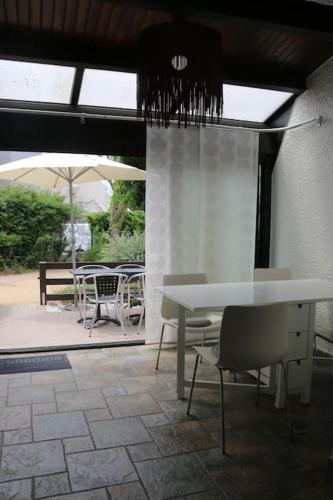 Villa 17, Héliovillage au village naturiste