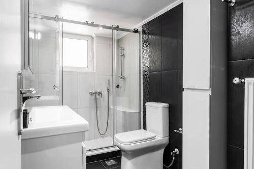 Radiant Retreat in Paleo Faliro by UPSTREET