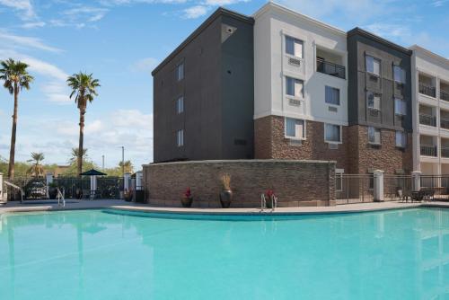 Courtyard by Marriott Phoenix West/Avondale Image