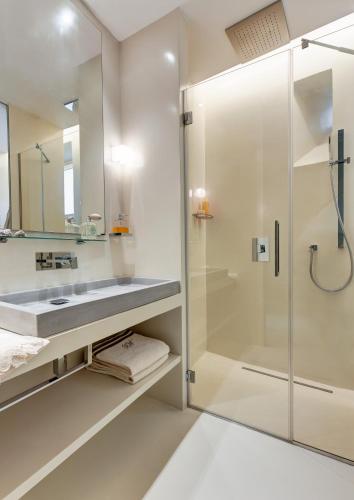 Domus Domitia Luxury Living