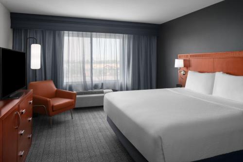 Courtyard by Marriott Phoenix West/Avondale Image