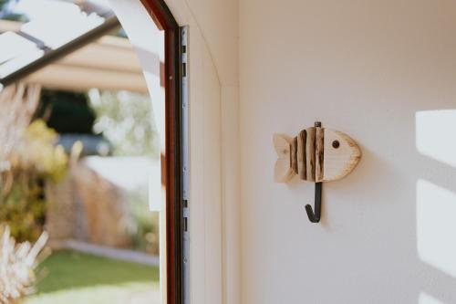 Lake House – Photos 2