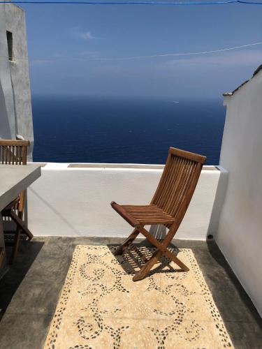 Μπαλκόνι ή βεράντα στο Folegandros-Cliffhouse