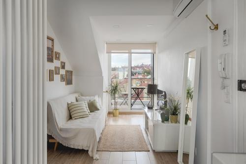 Romantic Gem with 2 Terraces in Alcântara
