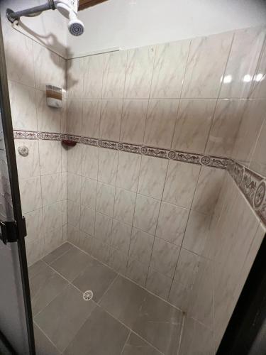 Bilik mandi di Villa Alejandra Del Quindio
