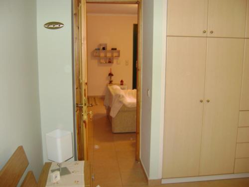 Bilik mandi di Spiro's Apartment