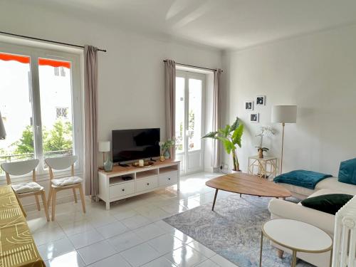 Fiorella's Cannes Oasis