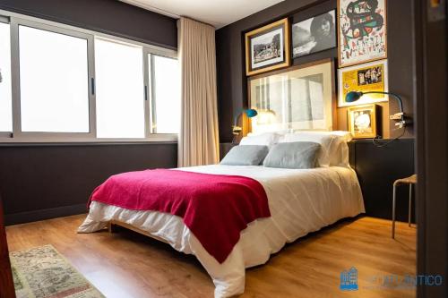 En eller flere senge i et værelse på Y Trendy Arthouse Boavista