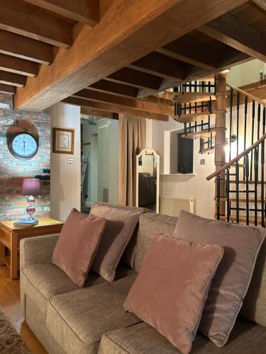 Granary cottage with HOT TUB photo 5