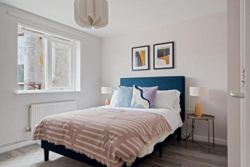 Легло или легла в стая в Stylish 2 Bed Flat in Vibrant East London