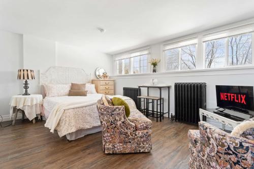 Conveniently located Studio in Burlington - U5 – Photos 3