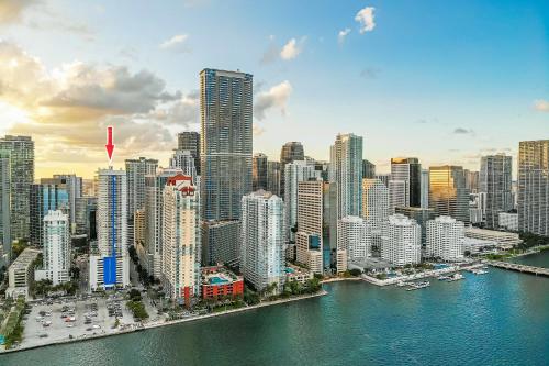 myClub at Brickell Bay photo 169