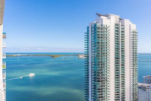 myClub at Brickell Bay photo 41