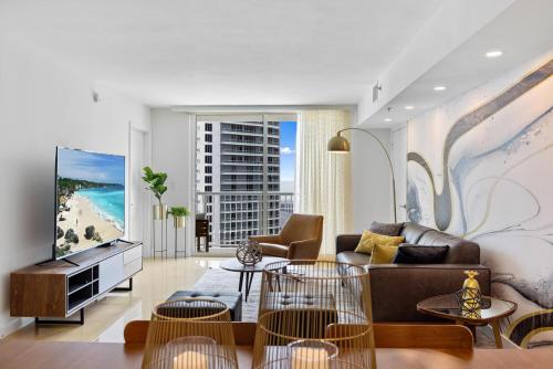 myClub at Brickell Bay photo 76