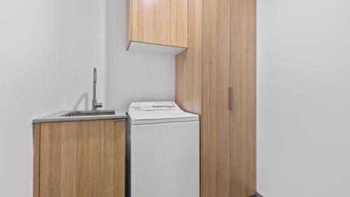 Køkken eller tekøkken på 60 Yamba Street Hawks Nest