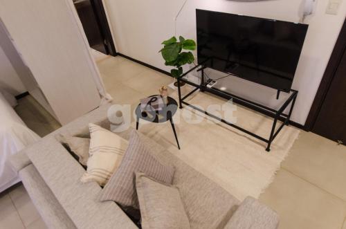 TV/Unterhaltungsangebot in der Unterkunft Wonderful Studio In The City, Close To Sh Del Sol