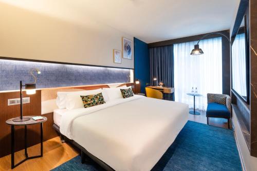 Crowne Plaza Madrid Airport, an IHG Hotel