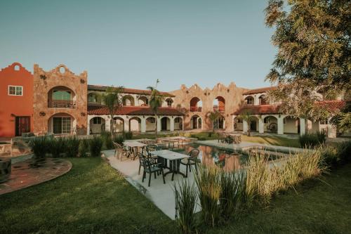 Κήπος έξω από το Hacienda Los Olivos, Valle de Guadalupe