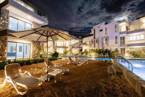 Piscina en o cerca de Apartment Beachfront Ocean Terraces Residence, Poste Lafayette-Apt-C4