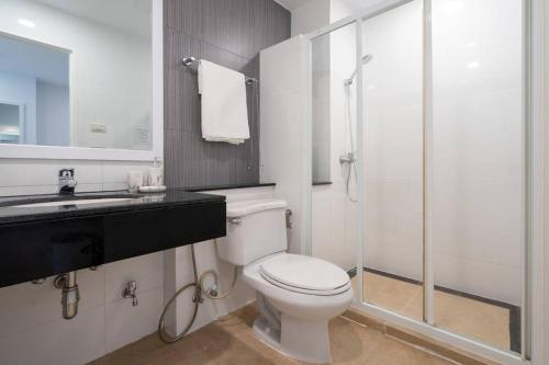 Koupelna v ubytování Brand New Patong Apartment 1-Bedroom