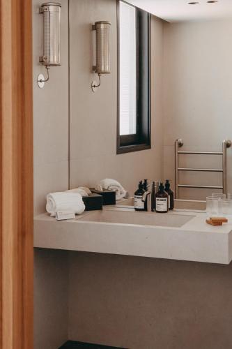 Φωτογραφία από το άλμπουμ του Hotel Moderne σε Porto-Vecchio