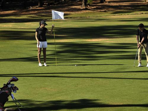 Golf v hotelu nebo okolí