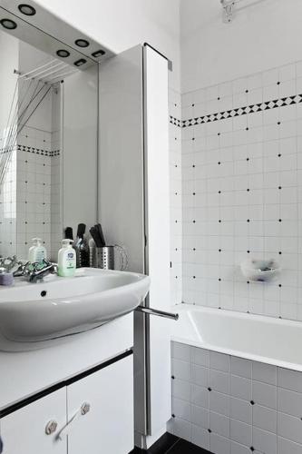 Apartment with terrace in central Milan