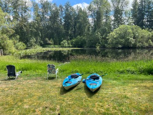 Gallery image of Private Lake House in Puyallup
