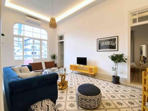 Nicely Tiled Apt Beirut 4BR – Photos 2