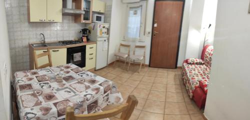 Una cocina o cocineta en Casa di Eloisa