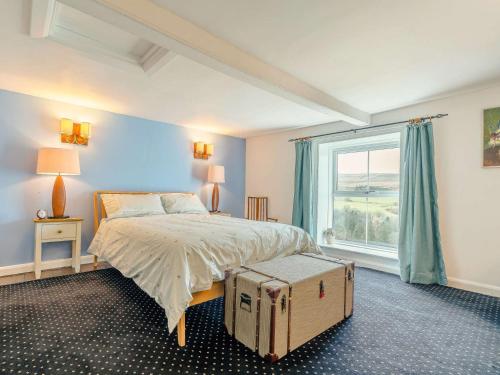 Postel nebo postele na pokoji v ubytování 2 bed in Alston 87047