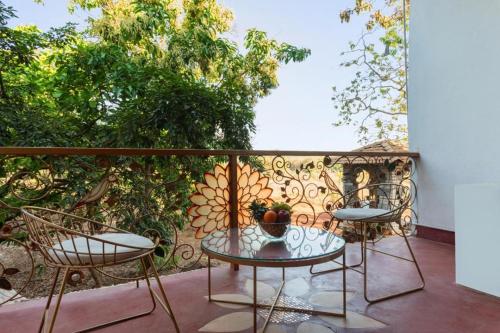 Ein Balkon oder eine Terrasse in der Unterkunft Vibes Inn Singing Tree