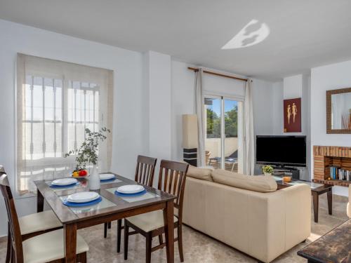 Zona de estar de Apartment Los Naranjos by Interhome