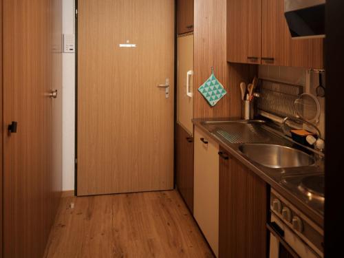 Apartment Silence-5 by Interhome