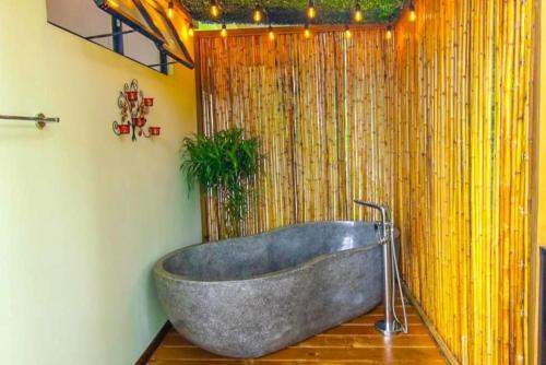 Stunning Mountain View House – Photos 4