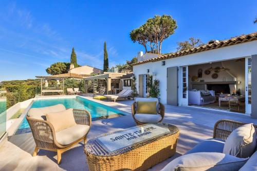 Superbe villa à Sainte-Maxime, piscine et vue mer - Villa Dina