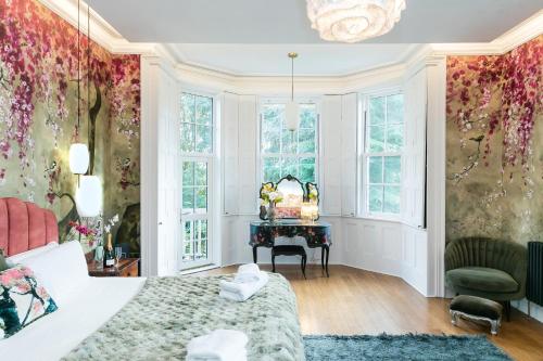 Χώρος καθιστικού στο The West Wing at Hillthorpe Manor with Gardens & Private Hot Tub